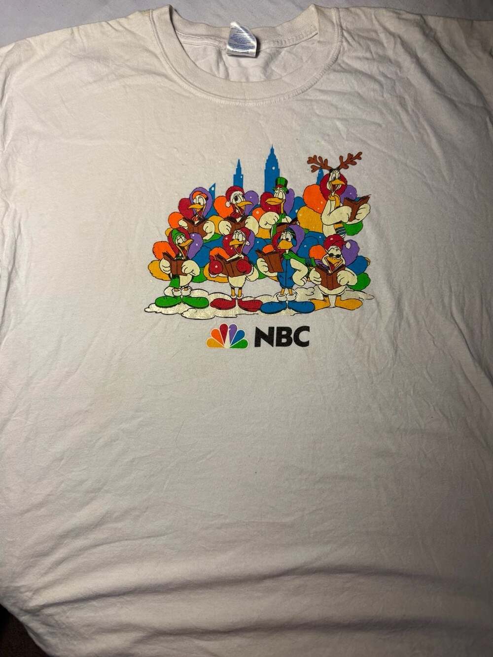 Gildan Heavy Cotton NBC Holiday Caroling Turkeys T-Shirt XL